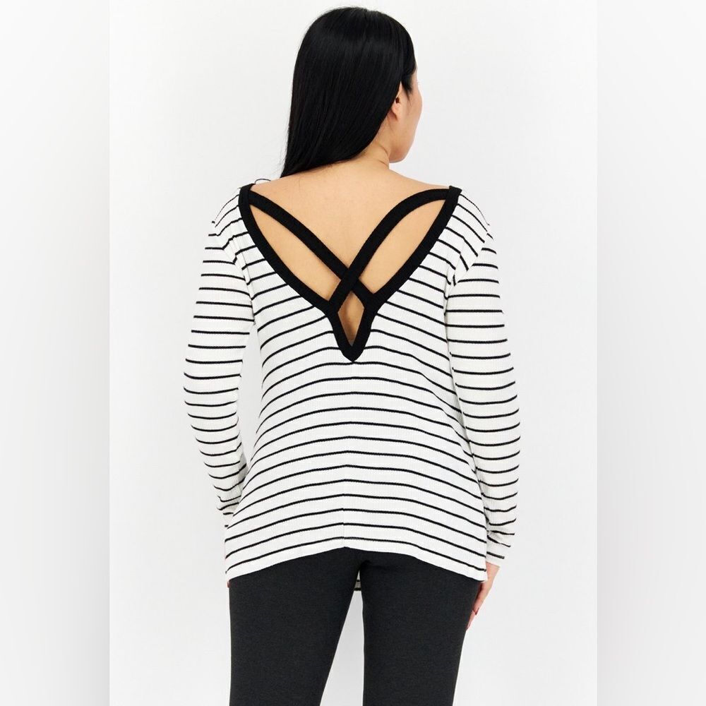 Minimalist layering BB Dakota Striped Long Sleeve Top Women‎ medium White Black